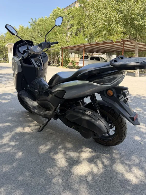 Скутер bonvi N MAX 180cc 3