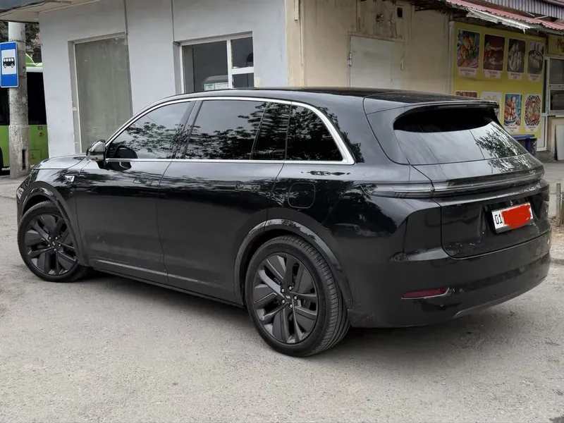 Lixiang L7 Ultra qora toza 2025