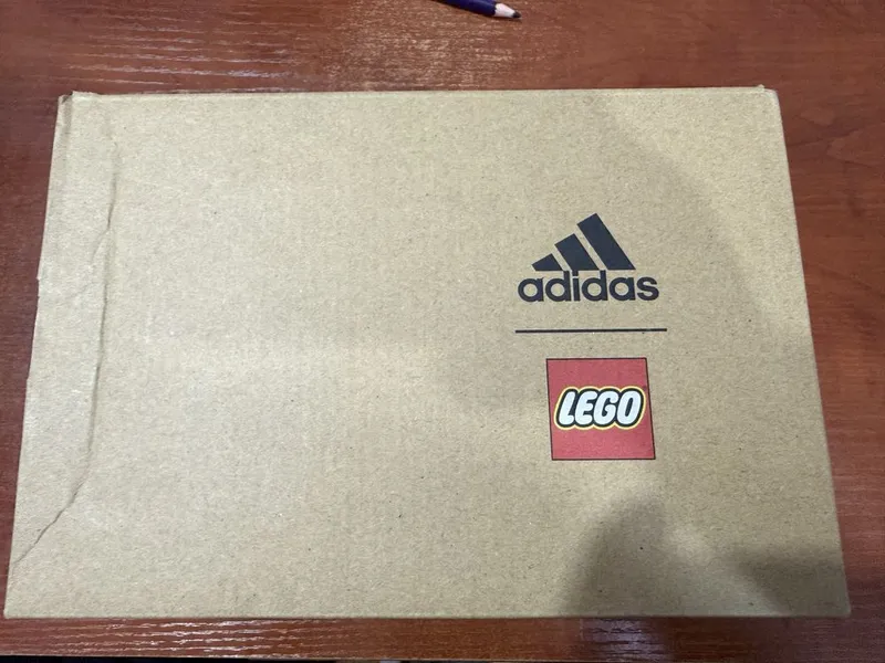 Детские кроссовки Adidas x LEGO Sport Pro — фото 3