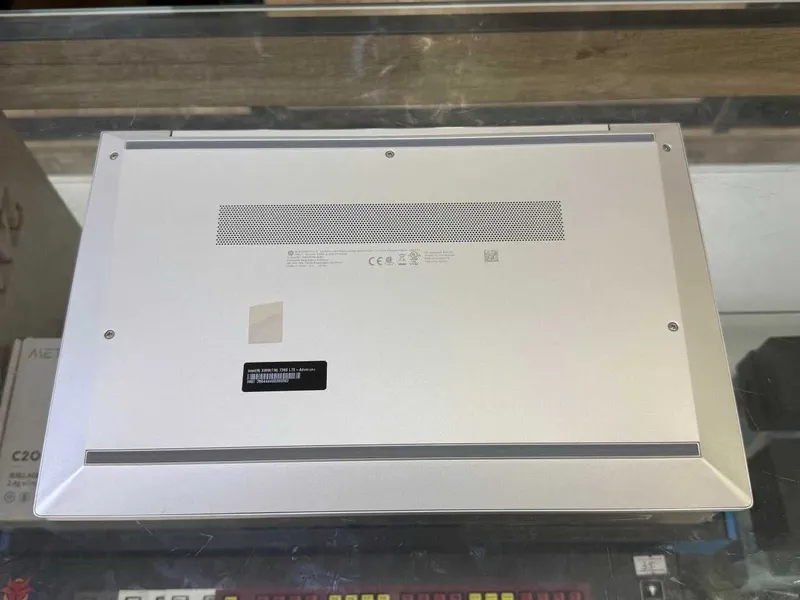 HP ELITEBOOK 840 G8 Core i7-1185G7 ram 16 ssd 256 LTE 7 HP ELITEBOOK 840 G8 Core i7-1185G7 ram 16 ssd 256 LTE 7