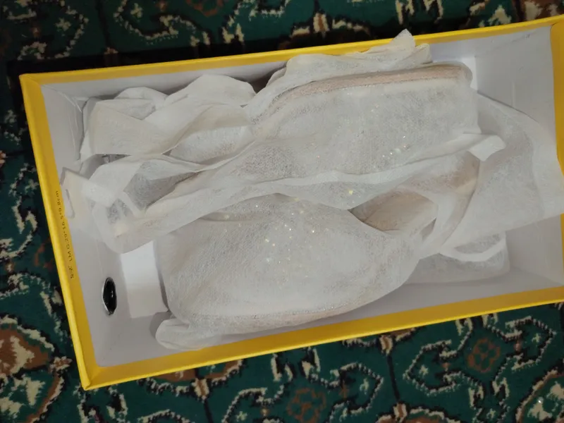 yangi 1 marta kiyilgan 200 ming sum 3 yangi 1 marta kiyilgan 200 ming sum 3