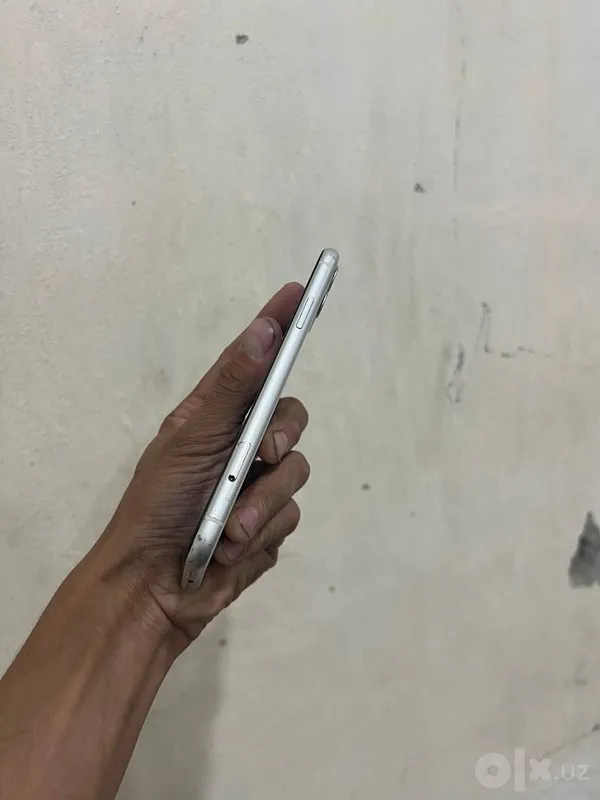 iPhone 11 sotiladi 4 iPhone 11 sotiladi 4