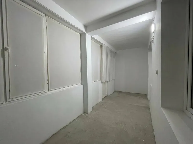 DJ. Qorasuv-6 / Mirzo Ulug‘bek tumani / 3 xonali / 86 m² 3