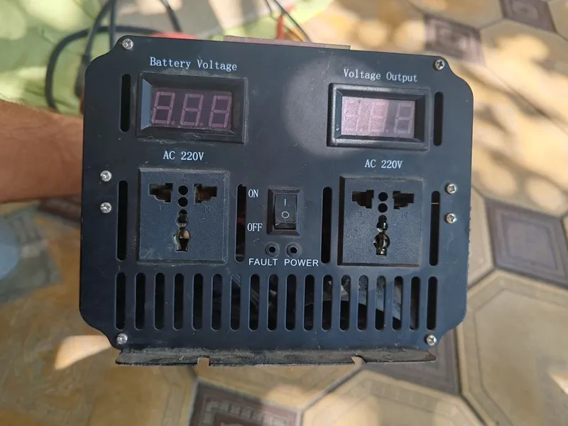 Power invertor xcl 1000 2