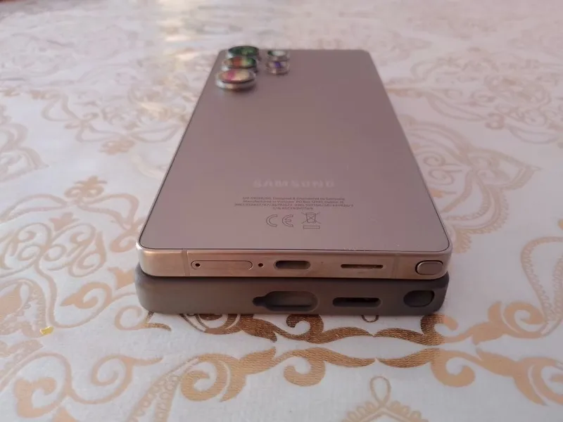 Samsung galaxy 25 ultra 12/256 GB 4
