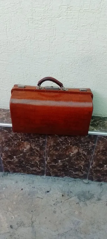 Чемадан саквайаш 1 Чемадан саквайаш 1