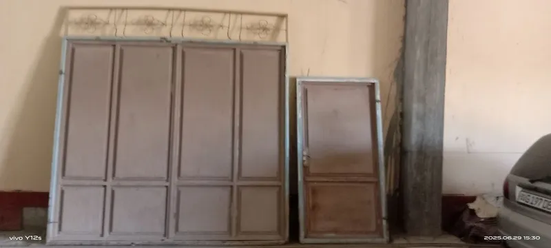 Дарвоза сотилади котежники