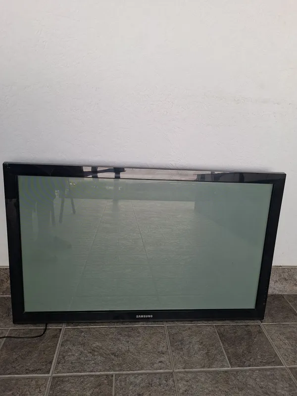 Телвизор Samsung