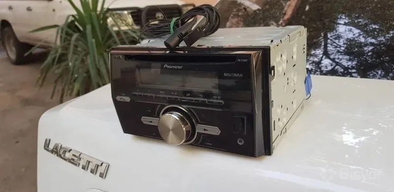 Pioneer 775bt magnitafon