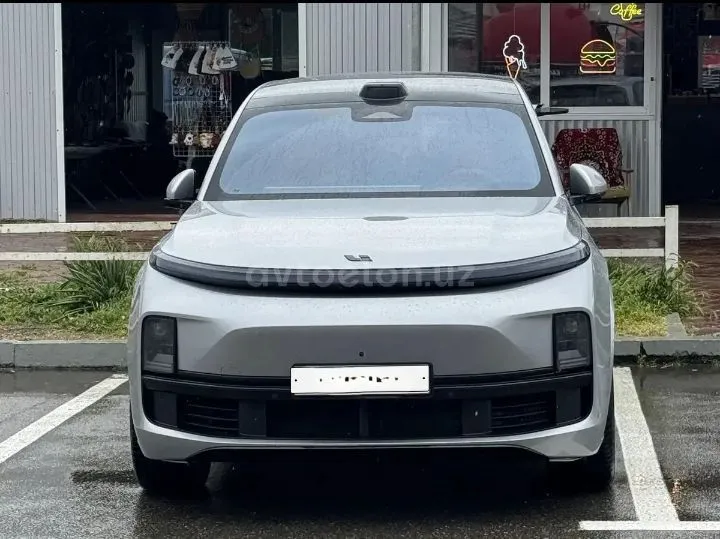Автомобиль: Lixiang L9 Ultra Марка: Lixiang Модель: L9 Год: 2025 Зап