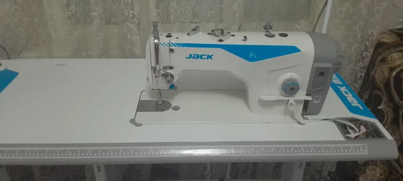 Швейная машинка Jack 3 Швейная машинка Jack 3