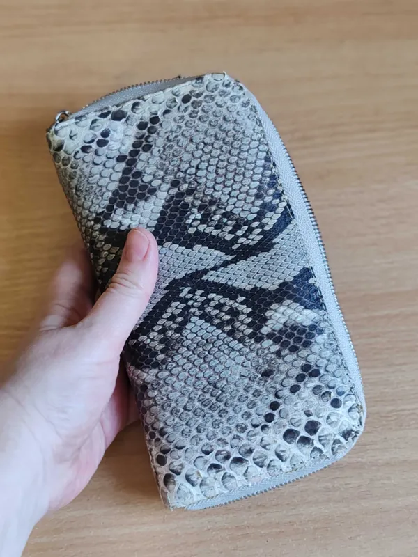 Кошельки женские из кожи змеи и бахмаля
