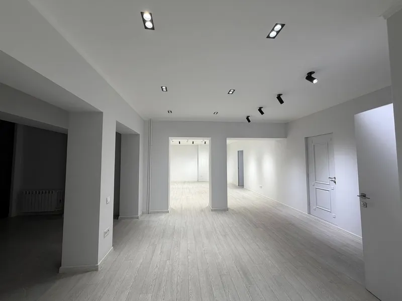 Аренда Магазин Бутик Showroom Центр Ташкента Лабзак ул Нурафшон — фото 2