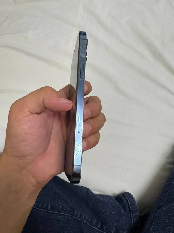iPhone 12Pro max 4