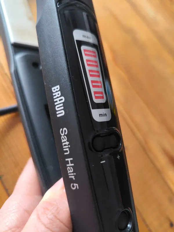 Утюжок для волос Braun Satin Hair 5 + коробка и аксессуары — фото 1