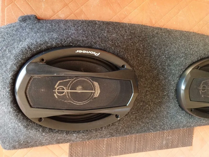 Авто динамик PIONEER. Авто динамик PIONEER.
