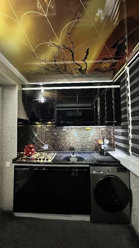 Продаётся современная квартира с авторским ремонтом и гардеробной — фото 9