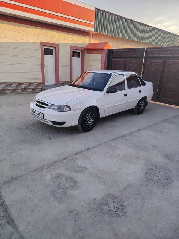 Nexia 2 GL Daewoo 1