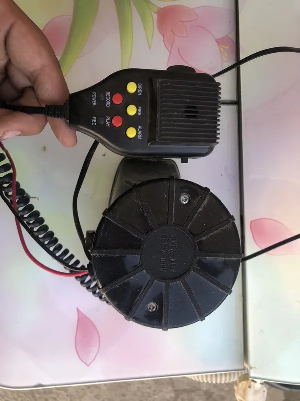 Sirena 100w aybi yoq hamma nersasi bor — фото 1