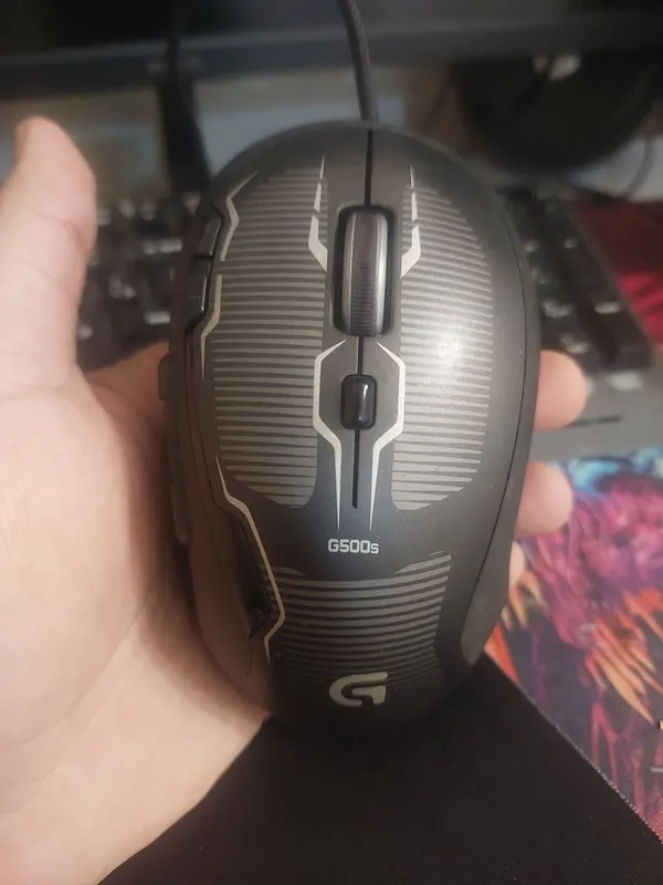 Продам мышку logitech g 500 с грузиками 1 Продам мышку logitech g 500 с грузиками 1
