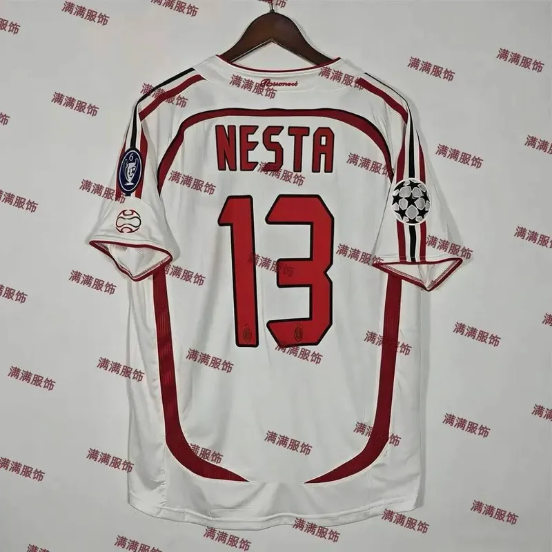 Milan retro forma 2 Milan retro forma 2