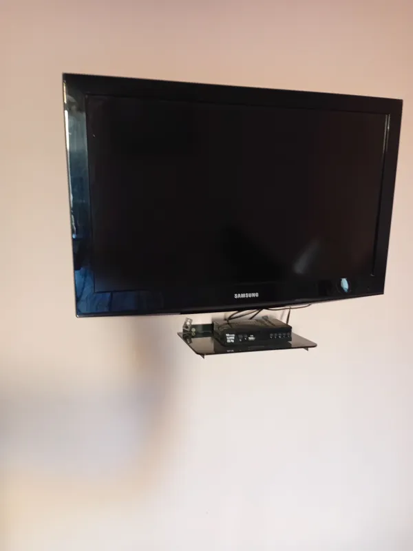 televizor samsung va tuneli bilan 3
