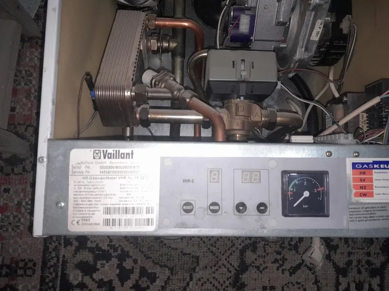 Vaillant katyol t6 sotiladi 2 Vaillant katyol t6 sotiladi 2