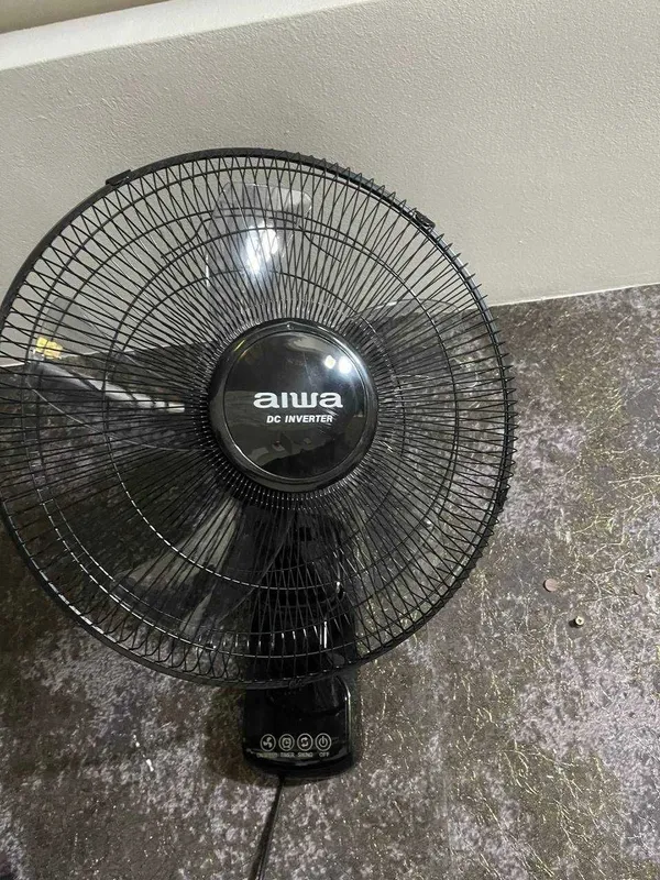 Навесной вентилятор AIWA черный цвет