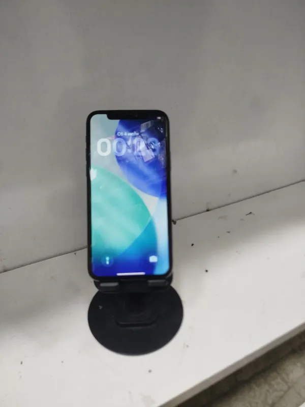 IPHONE 11 PRO 2
