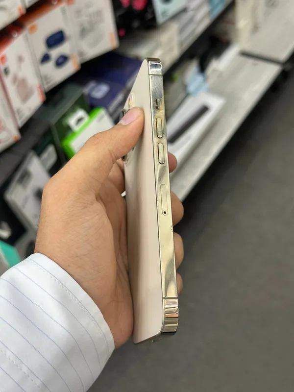 iPhone 13 pro Gold — фото 4