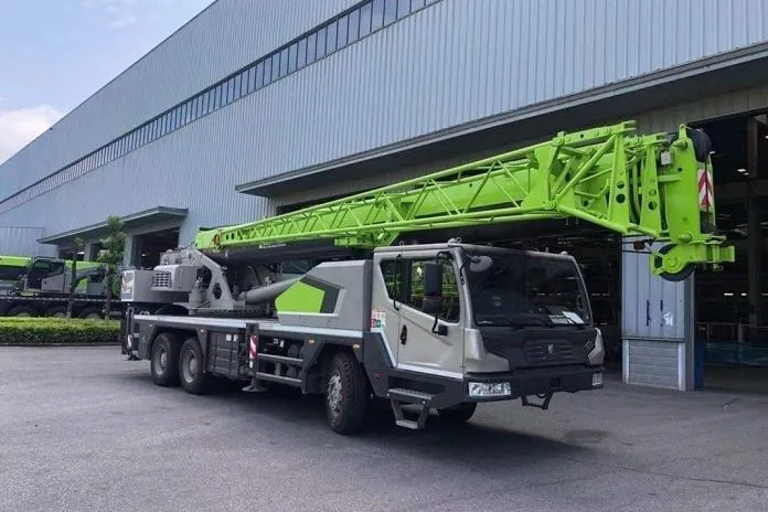 Автокран Zoomlion ZTC300V552.1T/27E