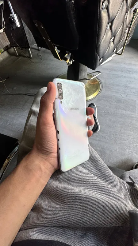 Samsung A70 3