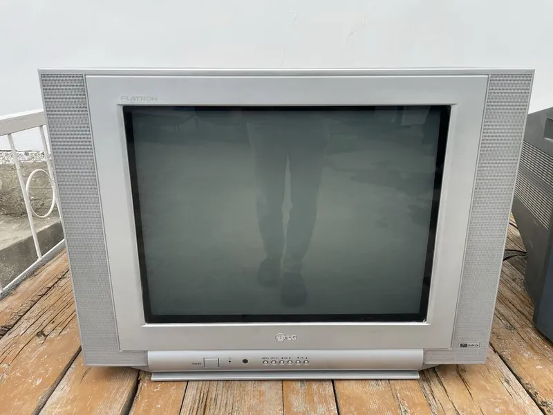 Televizorlar sotiladi 3ta bor — фото 1