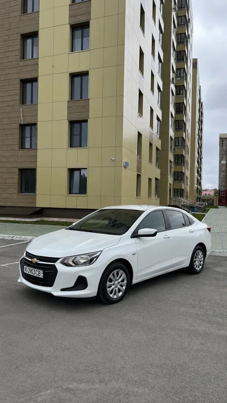 Chevrolet Onix 3LT mexanika 2023