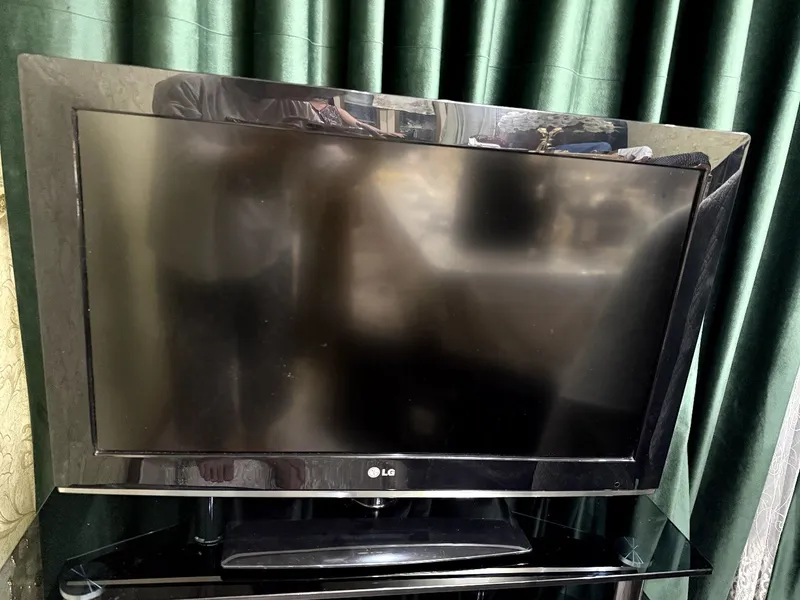LG televizor holati yaxshi