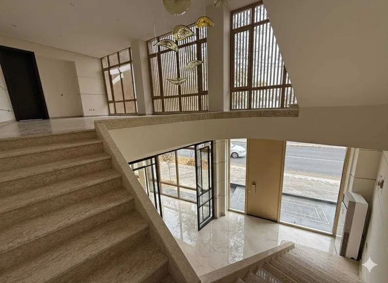 Продается отдельно стоящие здание 330м2 Яккасарайский район SH83 — фото 1