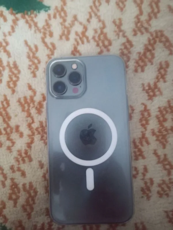 Iphone 12 pro max 4 Iphone 12 pro max 4