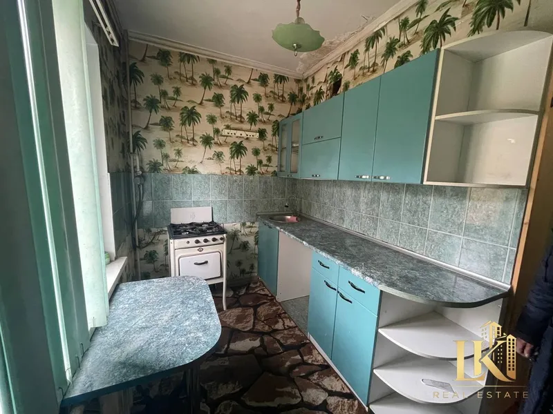 Продаётся 1-комнатная квартира, 38 м², 2/5, без ремонта 1