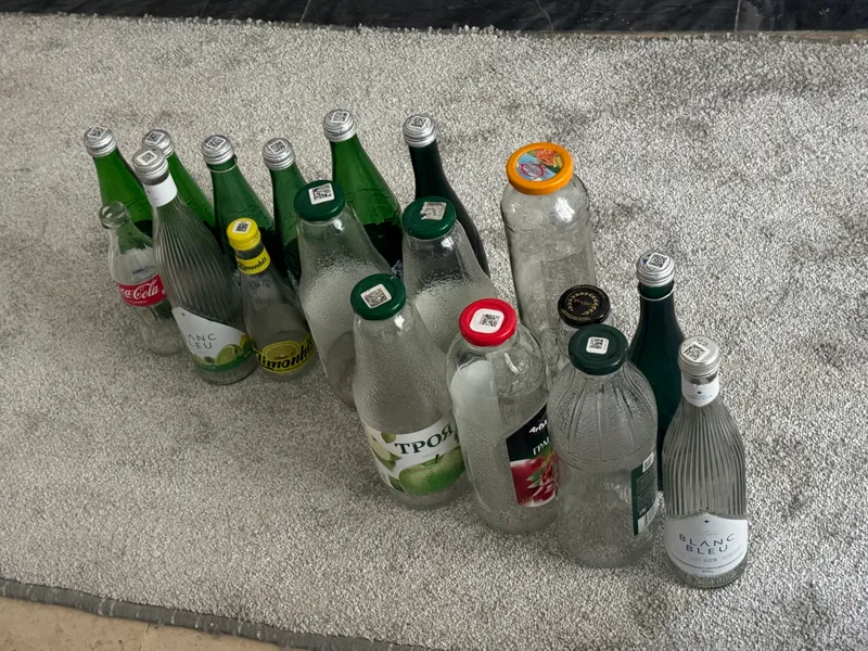Продам бутылки добротные, толстые стёкла Продам бутылки добротные, толстые стёкла