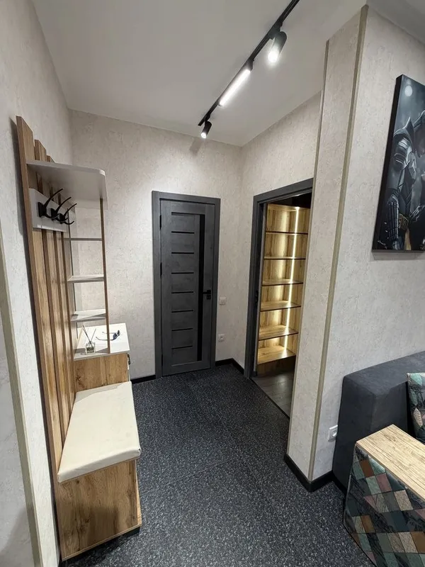 2-комнатная квартира, 42 м², Яшнобод 4