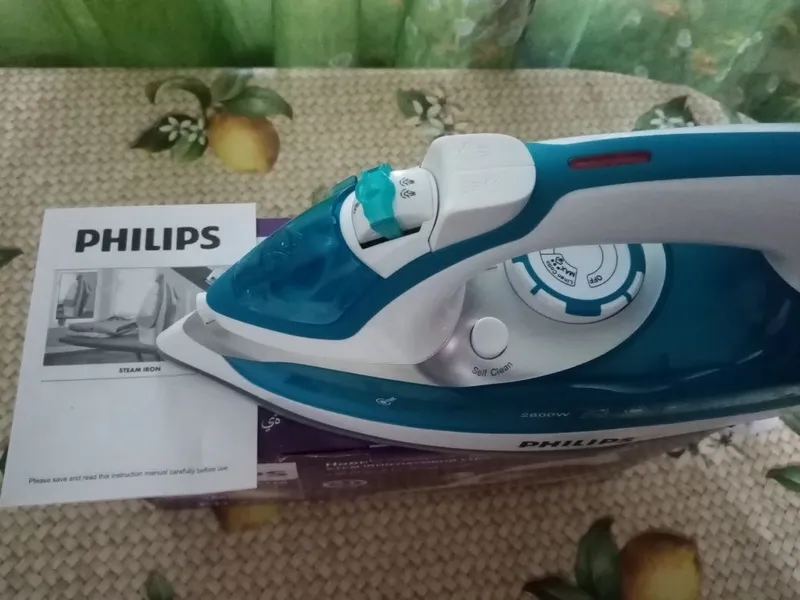 Паровой утюг PHILIPS с керамическим антипригарным покрытием — фото 4