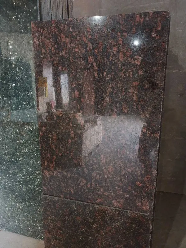 Granit Tan brown red /dark Sizga kerakli obyomda yetkazamiz — фото 1