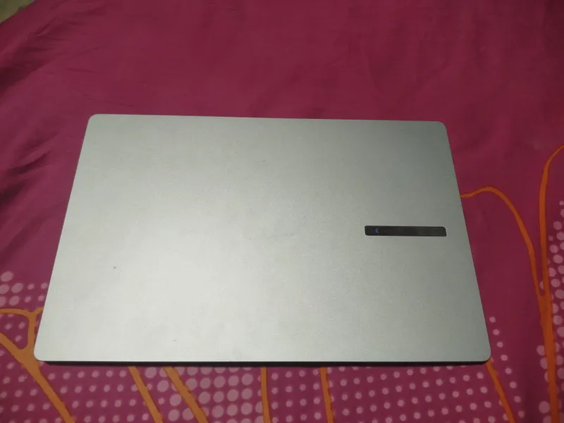 ASUS EXPERTBOOK noutbuki 1
