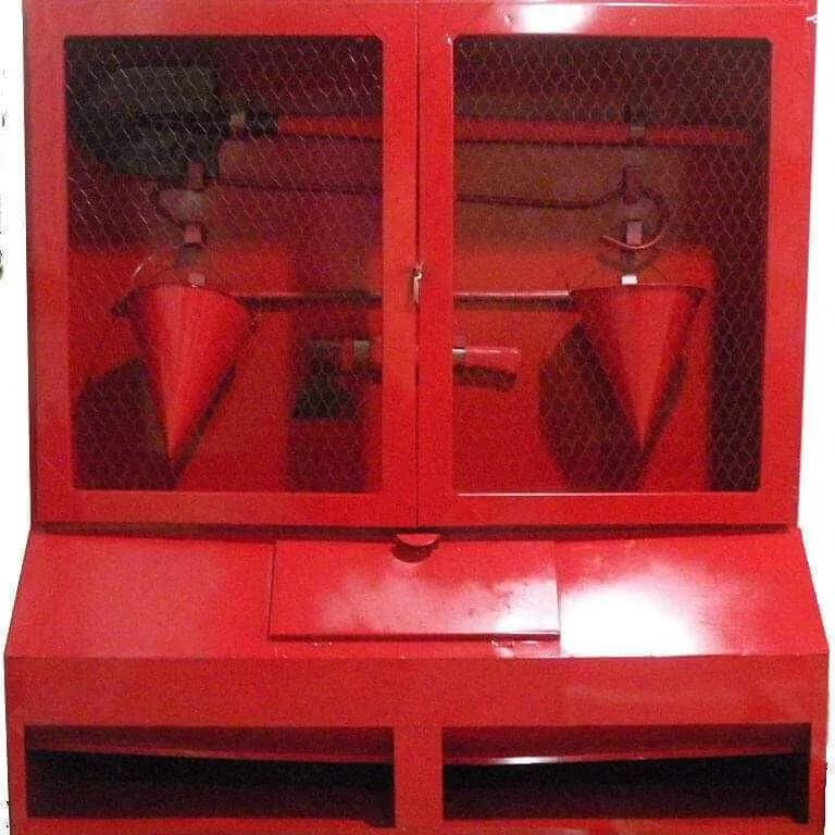 Уличный пожарный щит