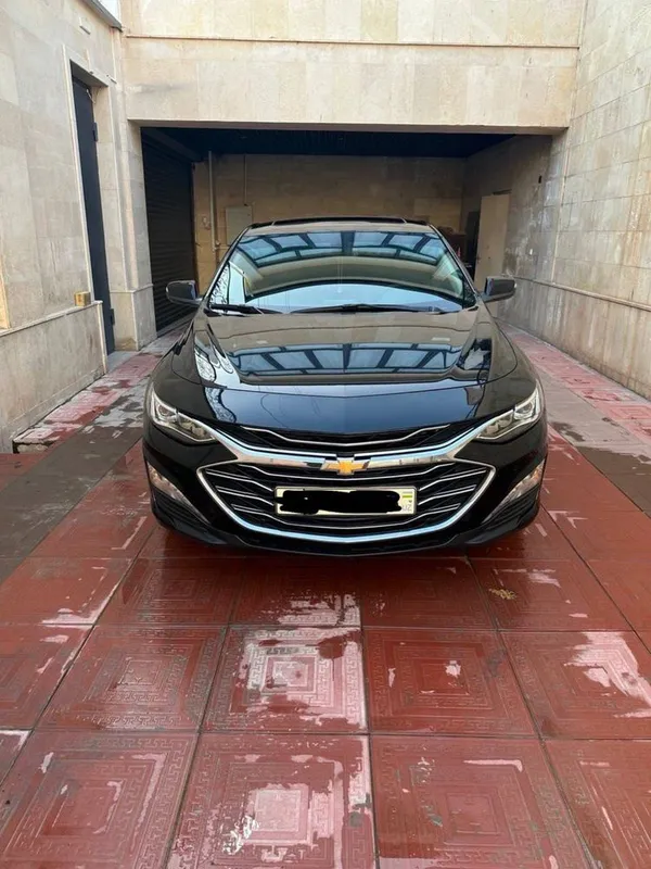 Chevrolet Malibu 2 turbo.