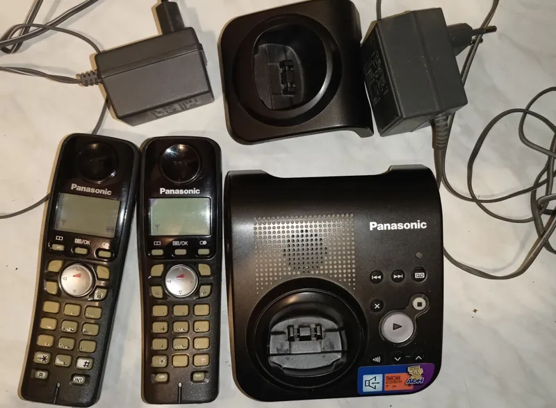 Ikki trubkali Panasoniс telefoni, ishlatilgan Ikki trubkali Panasoniс telefoni, ishlatilgan