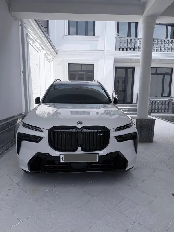 Bmw x7 m60i продается