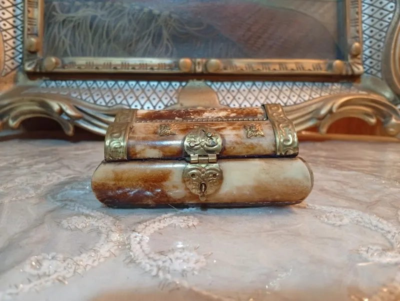Шкатулка Кость и латун