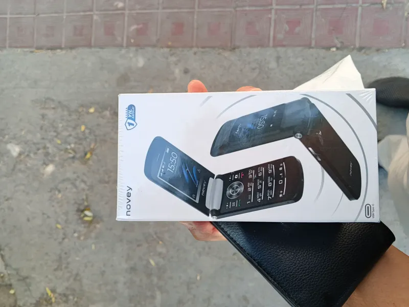 телефон срочно продаётся 1