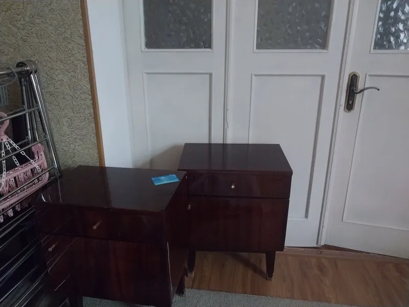 продаю тумбочки